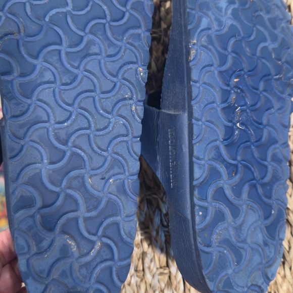 Birkenstocks Women’s 41 - Picture 2 of 2